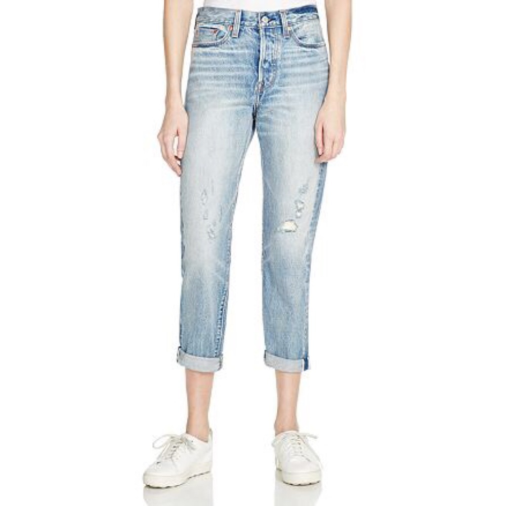 🔴SOLD!!🔴Levi’s wedgie fit
